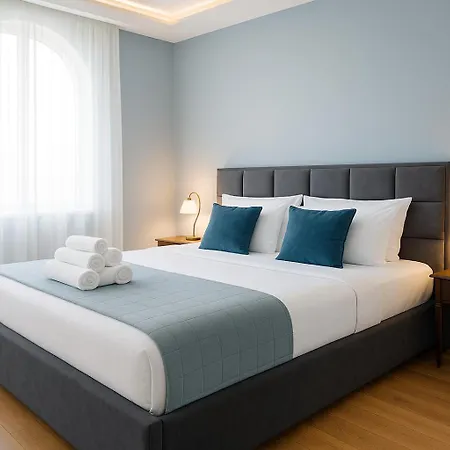 Boutique Aviator מלון 3*